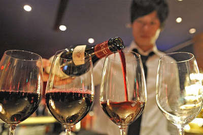 中国葡萄酒消费习惯:250元以下波尔多红最典型|酒斛网